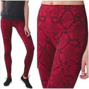 Lululemon Women’s Red Snakeprint Leggings Size 8